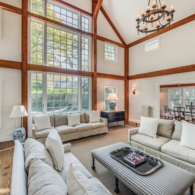Tate Barn Home - East Hampton, NY