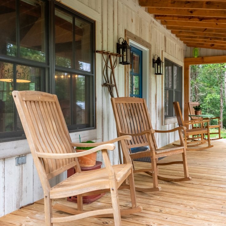 Small Builds Split Rock Bunkhouse and Cottage at the Barn